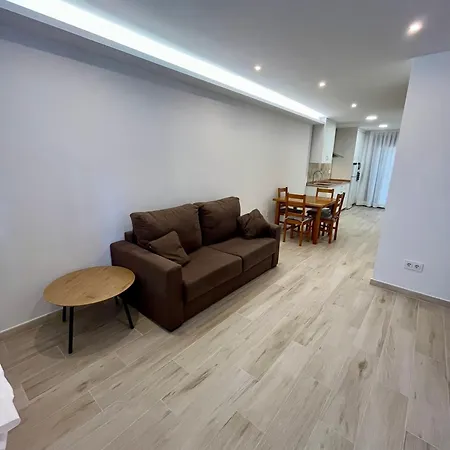 La Marina 오그로브